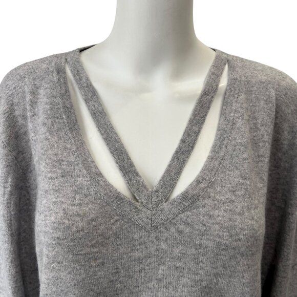 $595 St. John Gray Cashmere Cut-Out V-Neck Pullover size XL - Picture 2 of 9